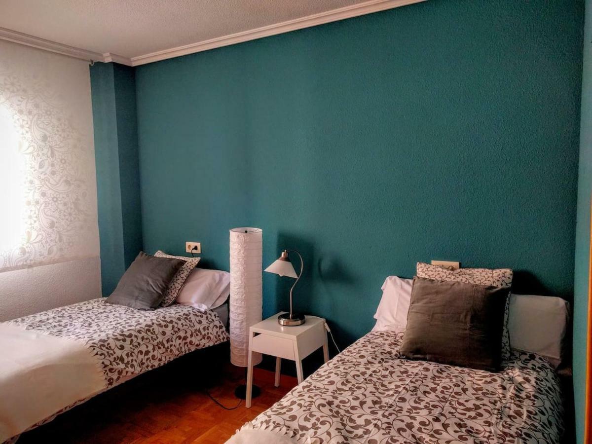 Appartamento A Pocos Minutos Del Centro Con Parking Gratis En El Edificio Nº Registro Vu-74 Salamanca Esterno foto